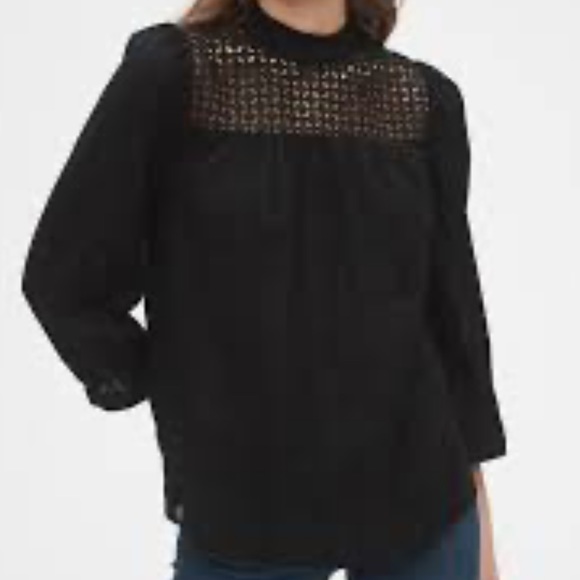 Gap Eyelet Mock Neck Crochet Flowy Blouse (size XXL) - Picture 1 of 6